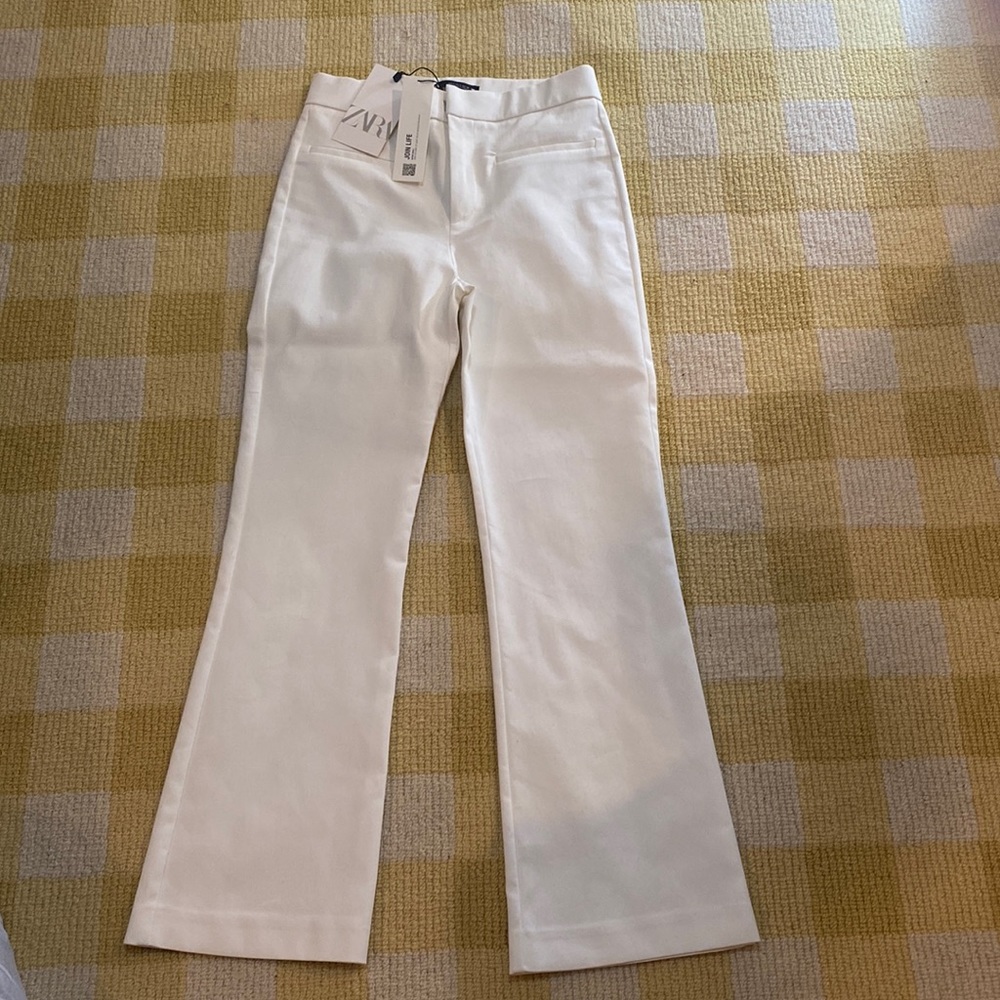 Zara white crêpe boot leg pant